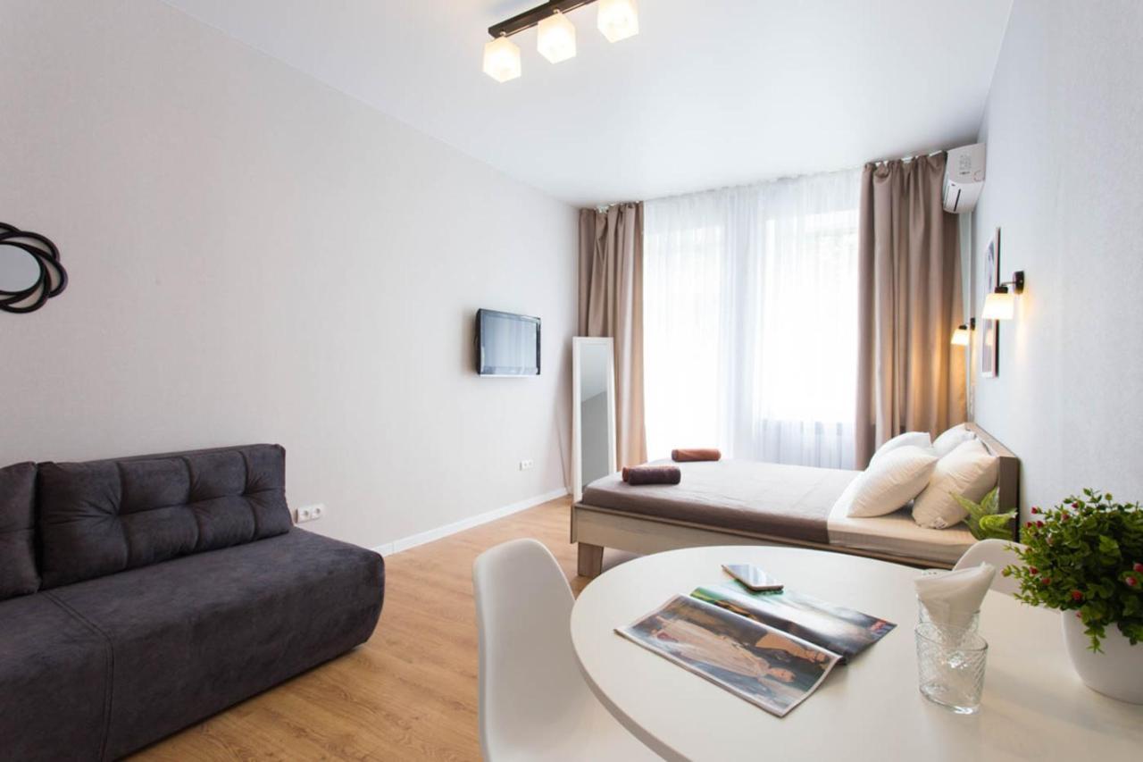 Modern Studio Beside Metro Yaroslava Mudroho, Universytet - Chernyshevska Str 95-7 คาร์คิฟ ภายนอก รูปภาพ