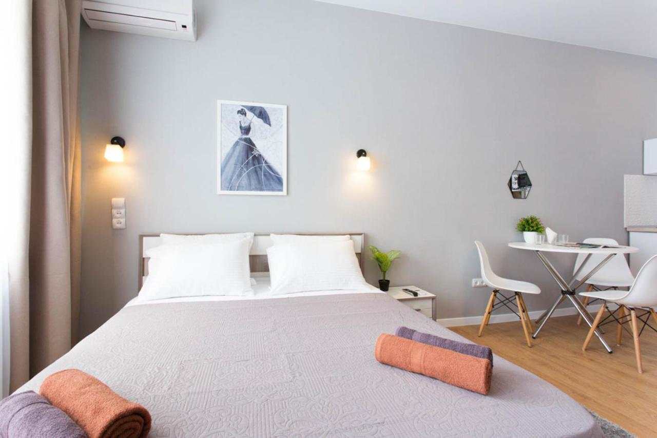 Modern Studio Beside Metro Yaroslava Mudroho, Universytet - Chernyshevska Str 95-7 คาร์คิฟ ภายนอก รูปภาพ