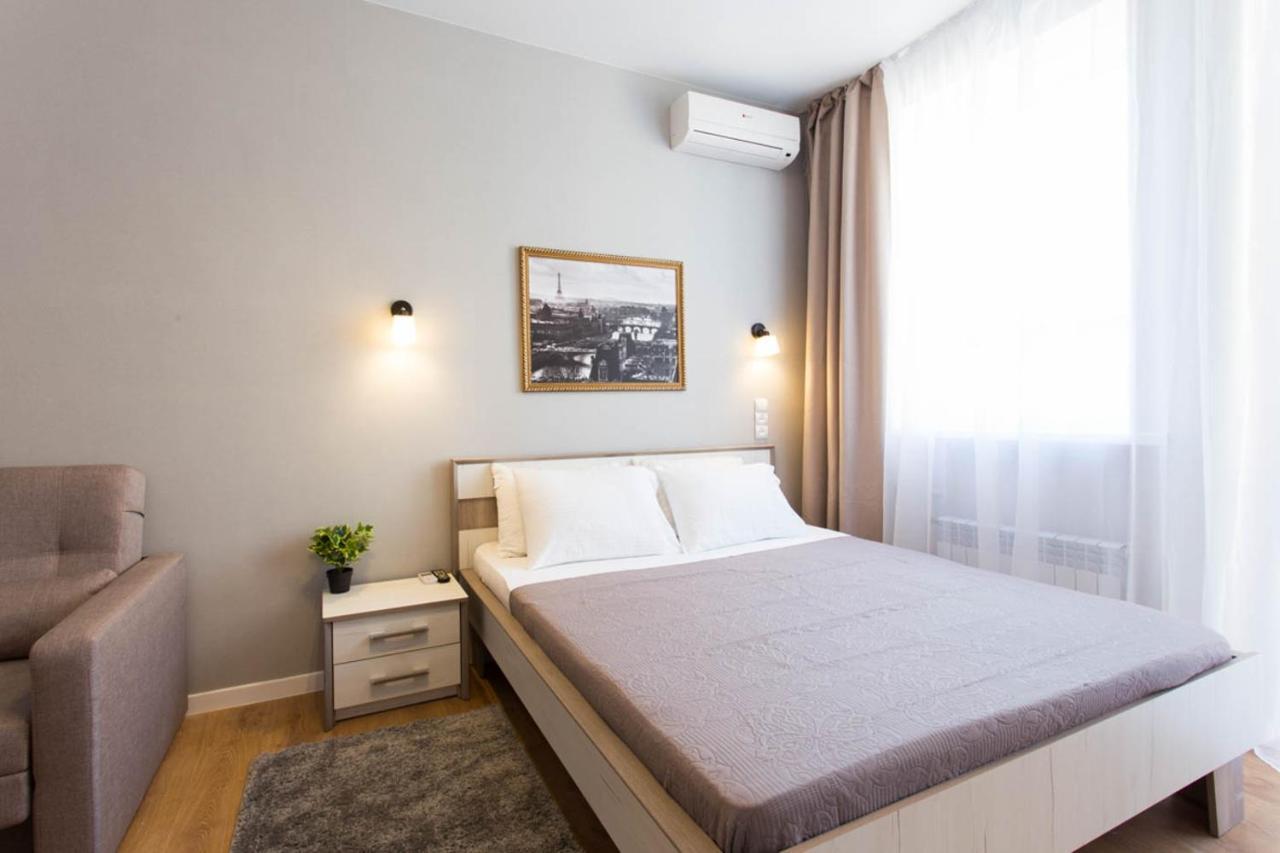 Modern Studio Beside Metro Yaroslava Mudroho, Universytet - Chernyshevska Str 95-7 คาร์คิฟ ภายนอก รูปภาพ