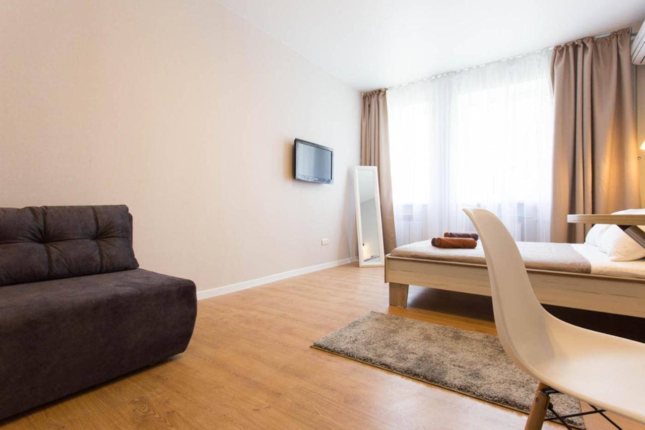 Modern Studio Beside Metro Yaroslava Mudroho, Universytet - Chernyshevska Str 95-7 คาร์คิฟ ภายนอก รูปภาพ