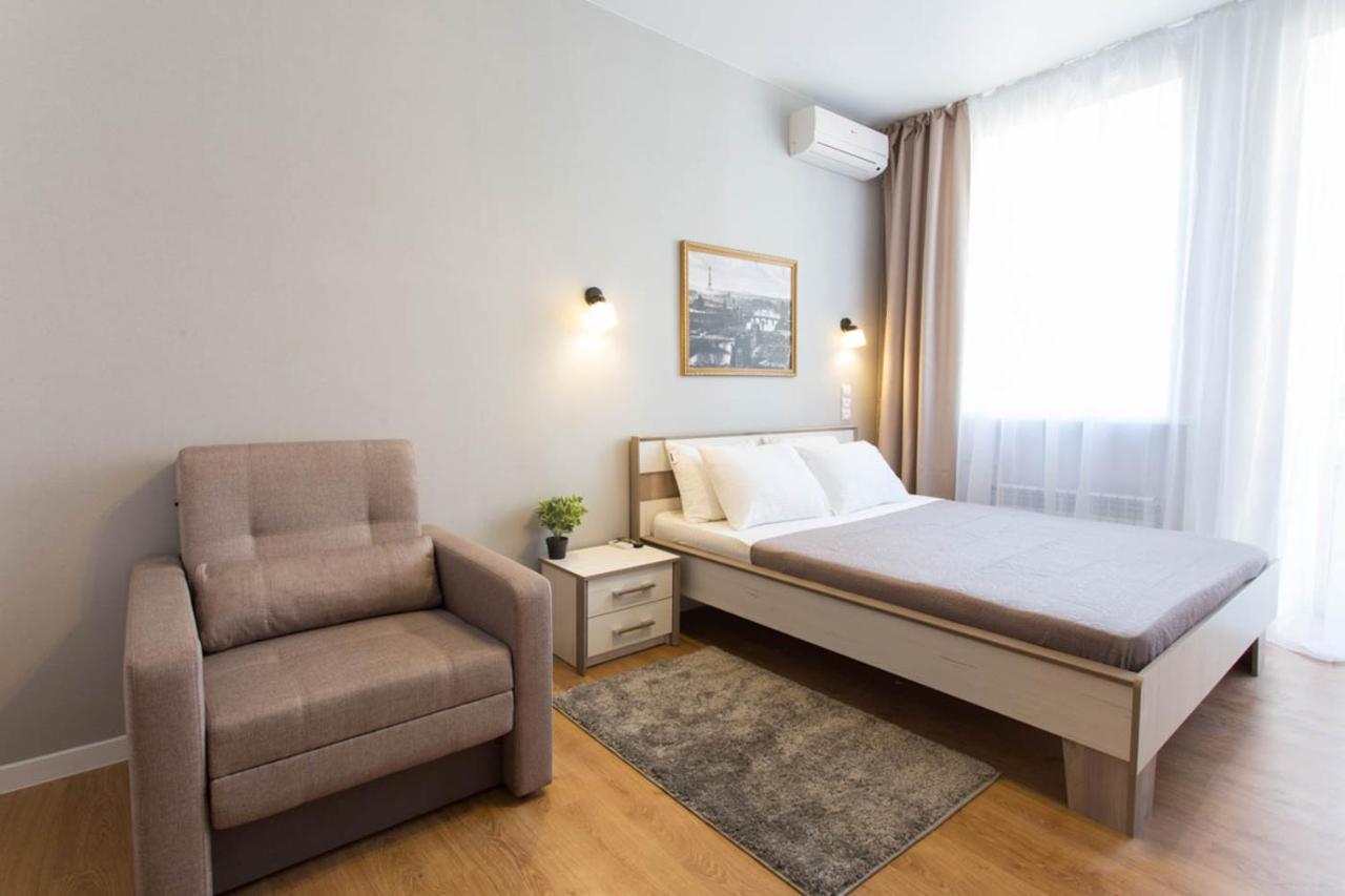 Modern Studio Beside Metro Yaroslava Mudroho, Universytet - Chernyshevska Str 95-7 คาร์คิฟ ภายนอก รูปภาพ